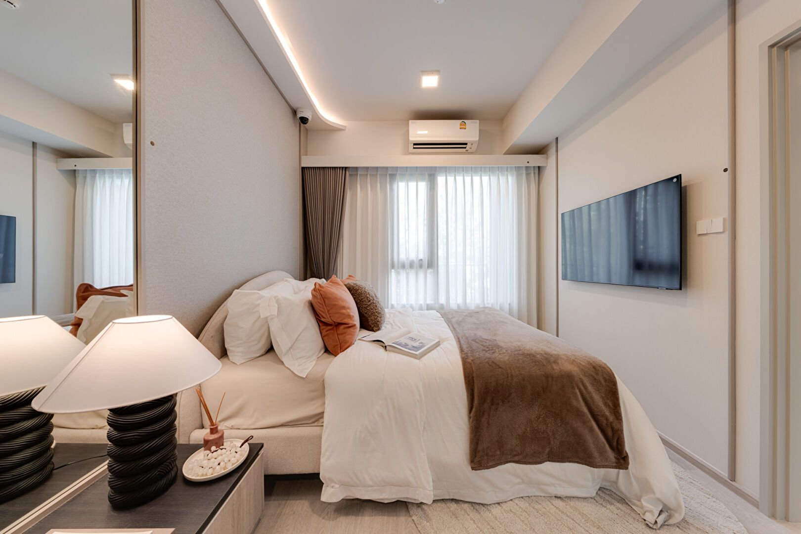 COBE Ratchada-Rama 9: Bedroom interior