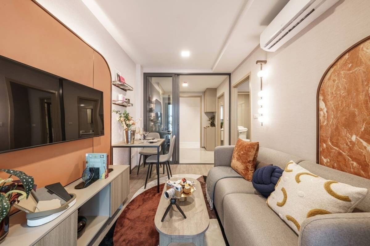 THE BASE Ratchada 19: Living area
