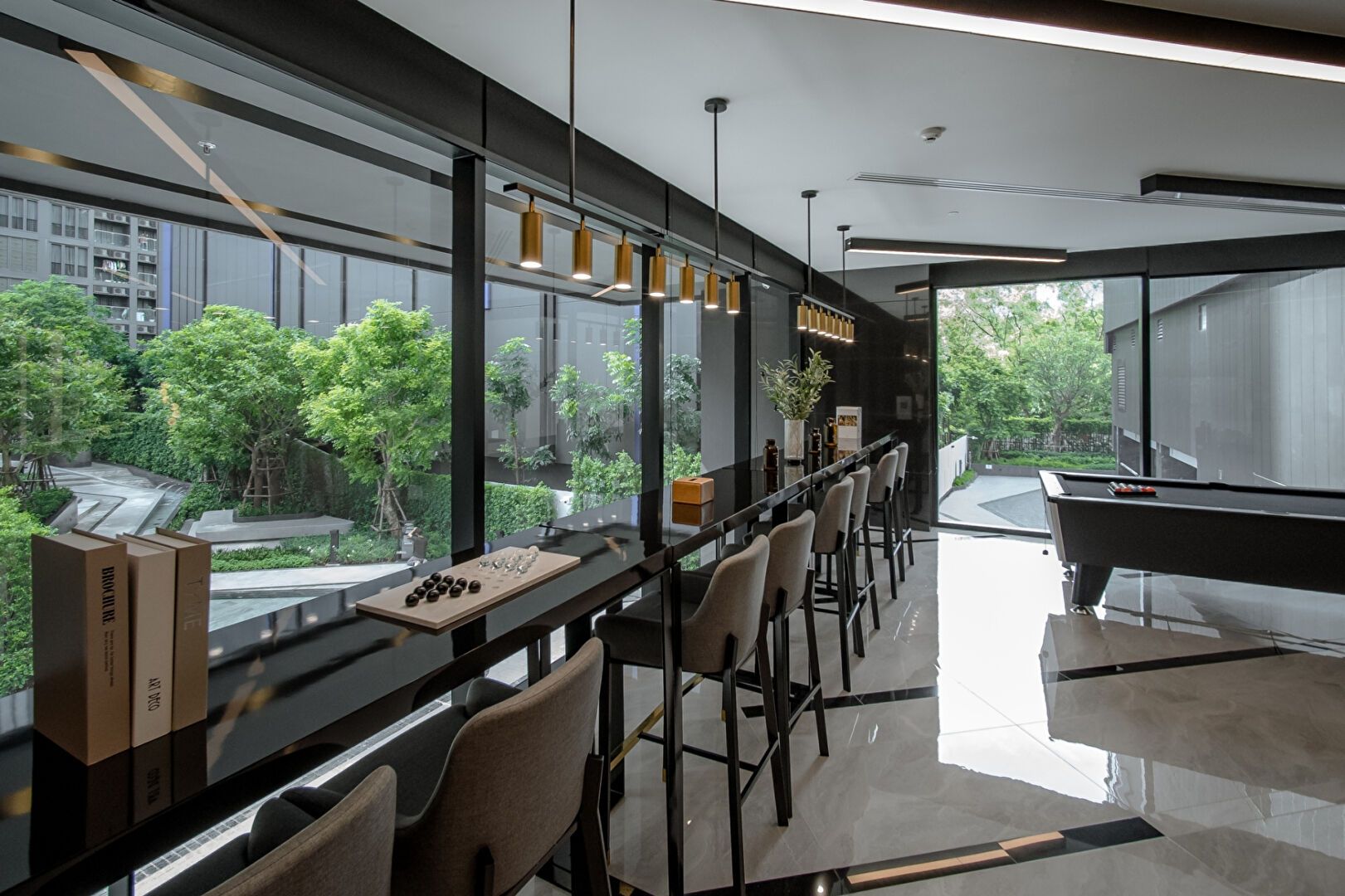 KnightsBridge Space Rama 9: Salle de billard et de loisirs