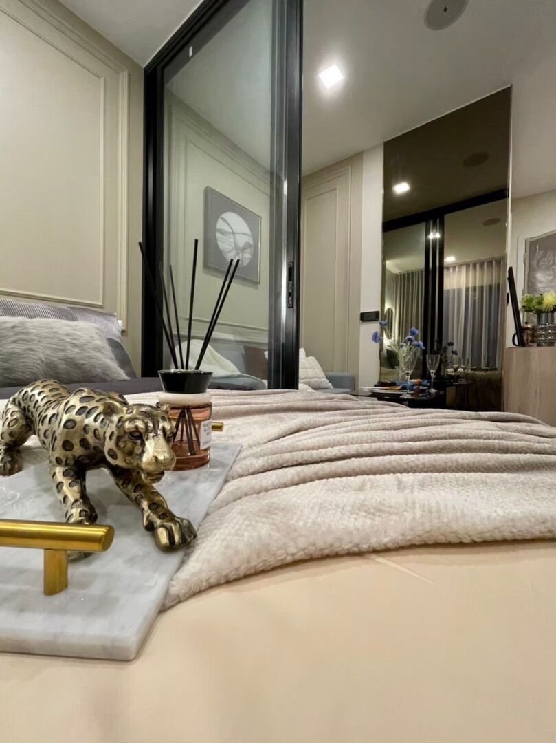 Modiz Sukhumvit 50: Bedroom interior